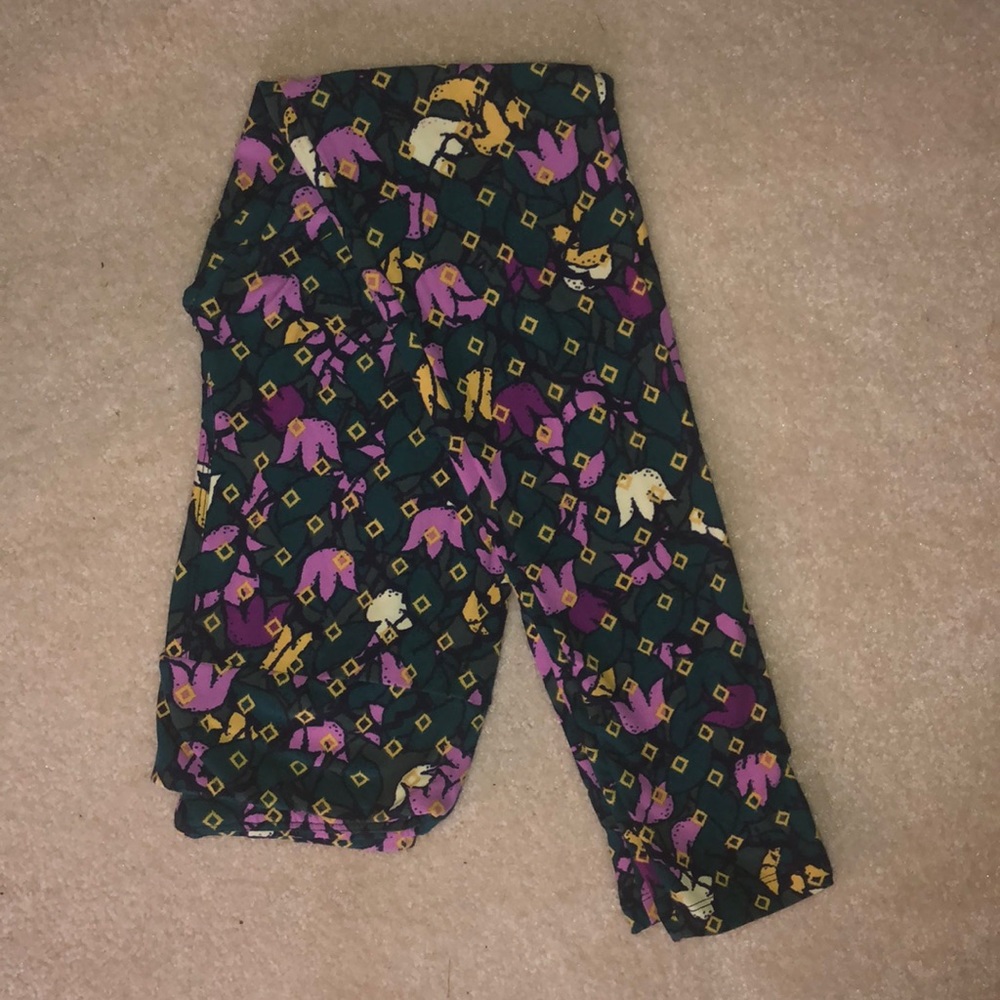 Never worn! LuLaRoe Leggings